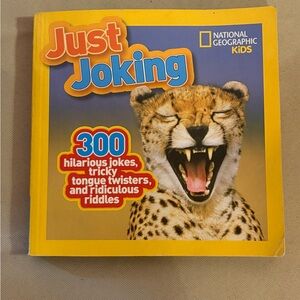 National Geographic Kids Just Joking Book - Yellow and Blue